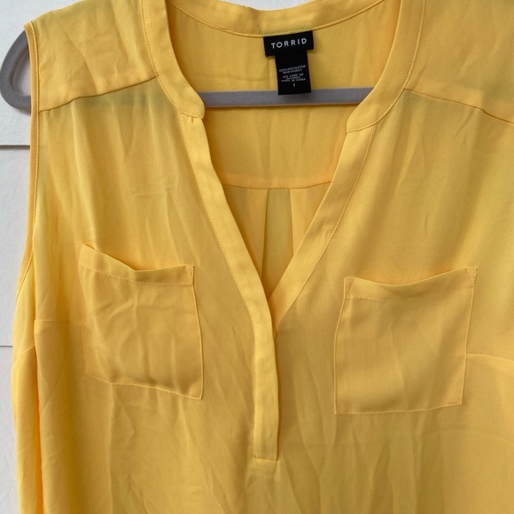 Torrid Harper Yellow Georgette Sleeveless Tank 1X - Picture 5 of 8